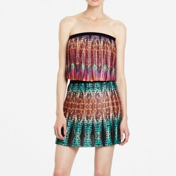 BCBG Maxazria Boho Mini Dress Large Strapless Tribal Print Pleated Georgette - Picture 6 of 6